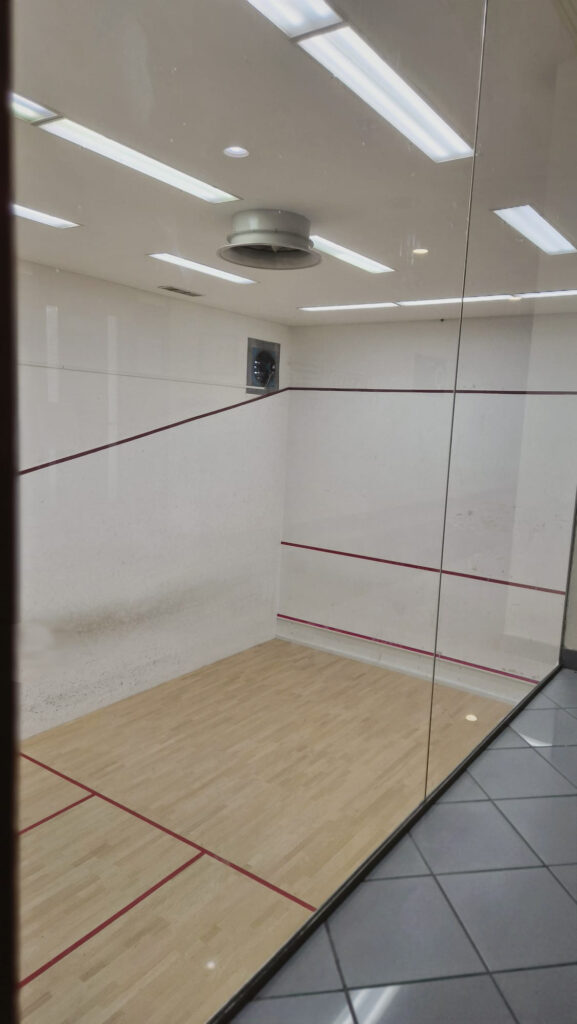 squashcourt nummer 3 von oben